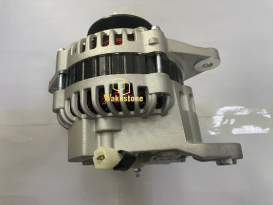 4JG1 อัลเตอร์เนเตอร์ 24V 50A สําหรับฮิตาชิ ZAX70 Excavator เครื่องผลิตดีเซล 5.5KG